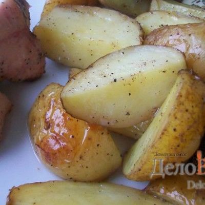 Картошка по-деревенски в духовке. Картошка со шкуркой запеченная в духовке