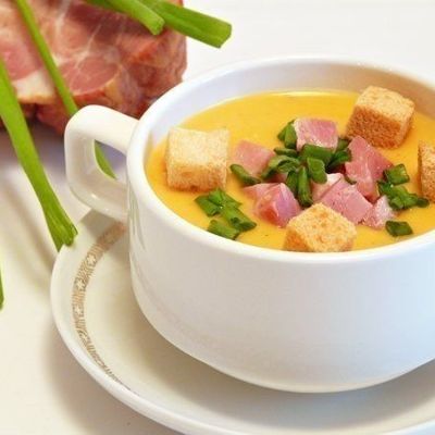 Картофельный суп-пюре с зелёным луком