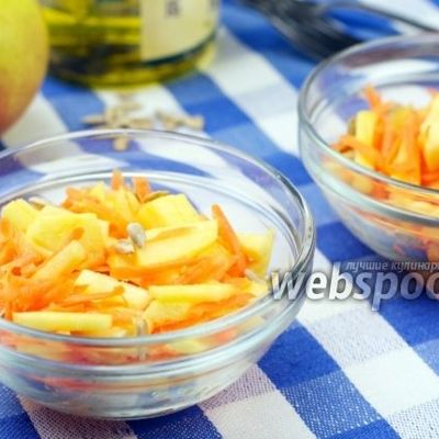Салат из моркови и яблок с семечками