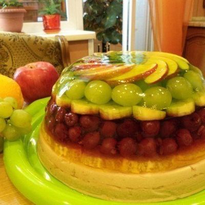 Желейный торт с фруктами
