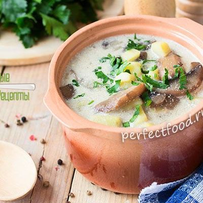 Вегетарианский картофельный суп с грибами