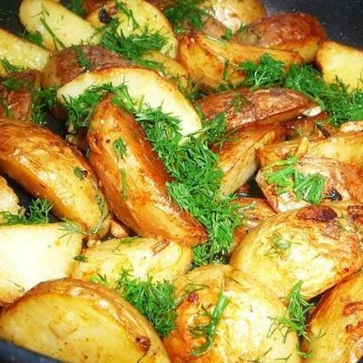 Картофель по-деревенски с чесноком