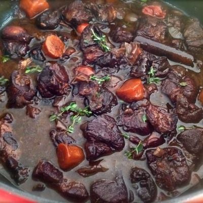 Тушеное мясо с черносливом: рецепт оригинального блюда