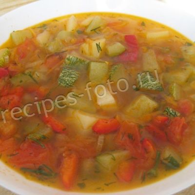Легкий постный суп из кабачков и помидоров с картошкой