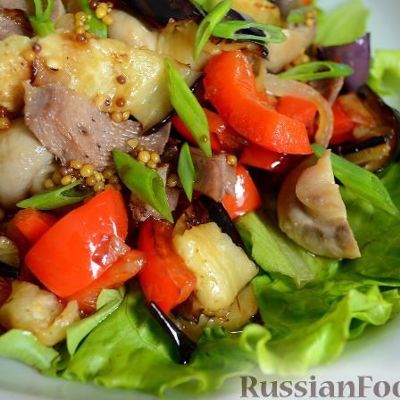 Теплый салат с баклажанами и говяжьим языком