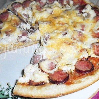 Пицца с грибами в мультиварке