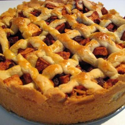 Открытый пирог с яблоками по-голландски
