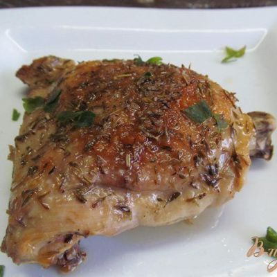 Жареная курица с розмарином и тимьяном