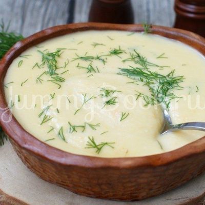 Суп-пюре из корня сельдерея и картофеля