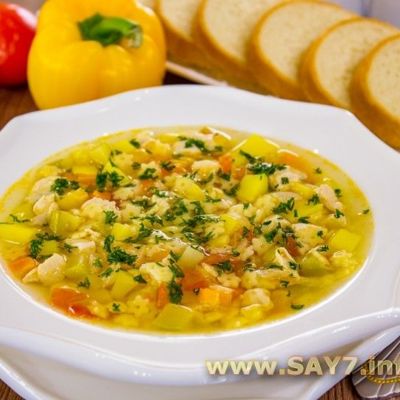Суп с овощами, макаронами и куриным филе