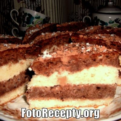 Вкусный и простой торт на кефире с какао в домашних условиях
