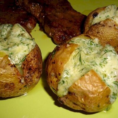 Запеченный картофель в духовке с сырными шариками