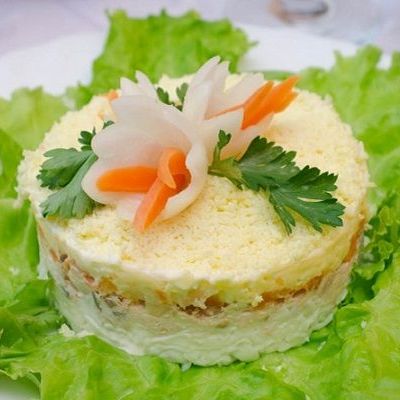 Вегетарианский салат мимоза