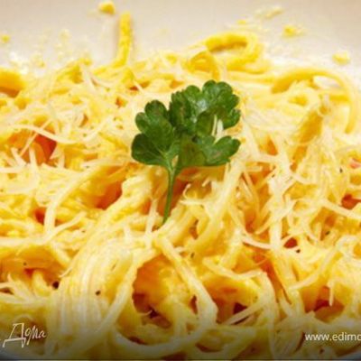 Спагетти с сыром и чесноком