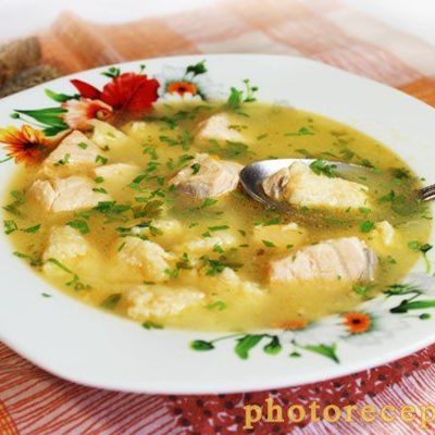 Рыбный суп с сырными клецками
