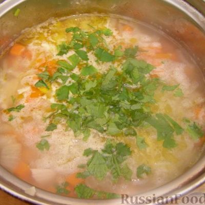 Классический рисовый суп на курином бульоне