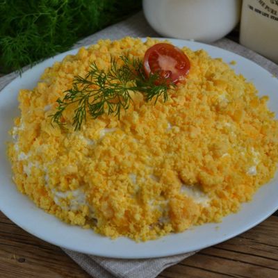 Рецепт салата из консервированной сайры и яиц и салат из сайры, яиц и сыра — фото рецепт быстрой рыбной закуски