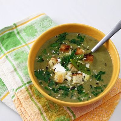 Крем-суп из чечевицы со шпинатом