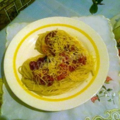 Спагетти с сыром помидорами и баклажанами