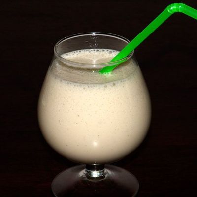 Молочный коктейль в блендере