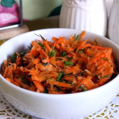 Салат из свежей моркови Здоровье