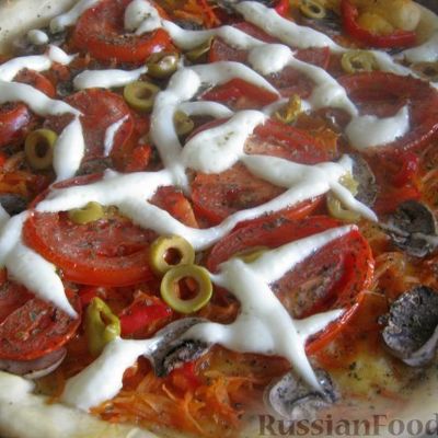 Постная пицца с овощами
