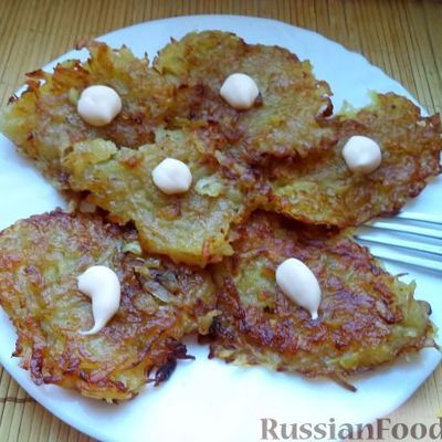 Картофельные оладьи с луком Драники