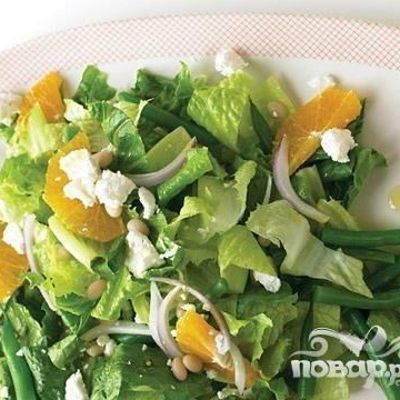 Салат с зеленой фасолью и сыром фета