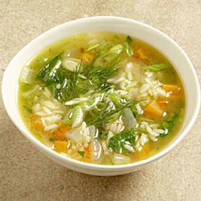 Диетический суп с рисом и курицей