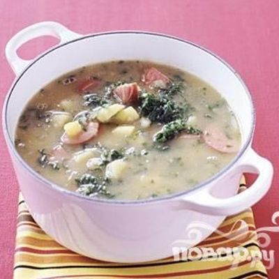 Суп с колбасой и капустой