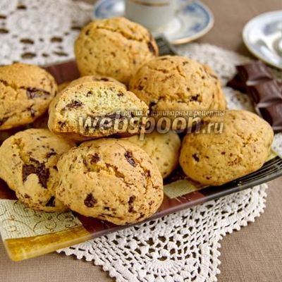 Печенье с рубленым шоколадом