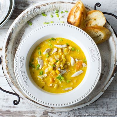 Сырный суп с кукурузой и курицей