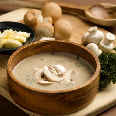 Сырный суп с грибами и форелью