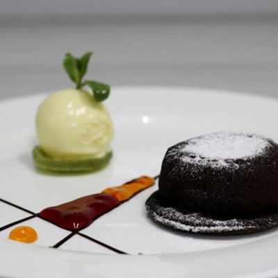 Шоколадный десерт Вулкан от шеф-повара Вугара Аскерова