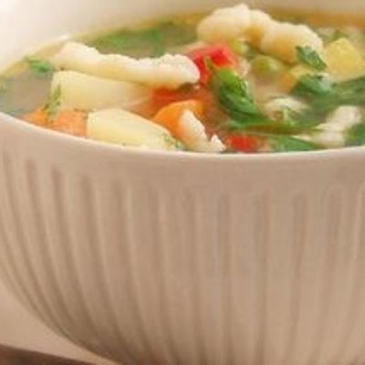 Легкий суп с клецками на кефире