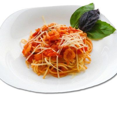 Спагетти с креветками под соусом маринара