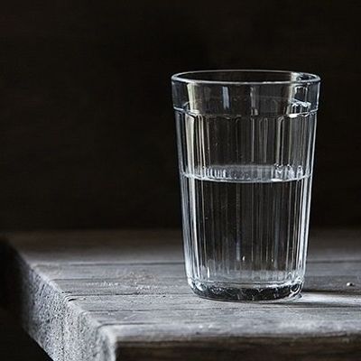 Стакан наполовину полон или все же наполовину пуст