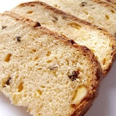 Хлеб с паприкой и сыром в хлебопечке