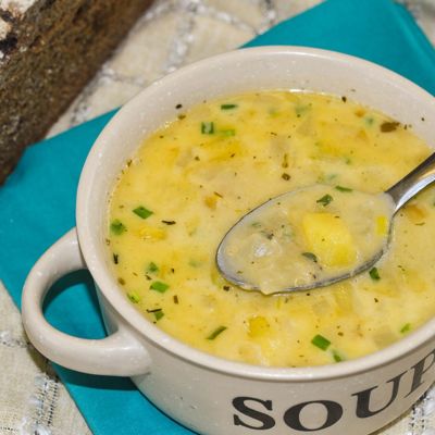 Сырный суп в сковороде