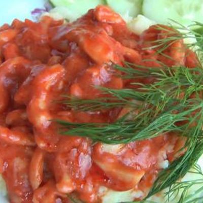 Кальмары в томатном соусе
