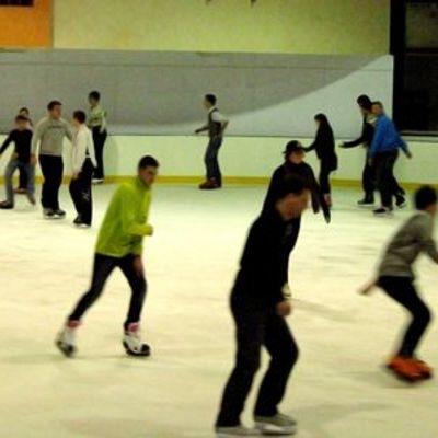 Ледовый каток: встаньте на скользкий путь