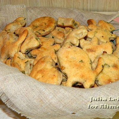 Ржано-пшеничные печенья с зеленью и специями