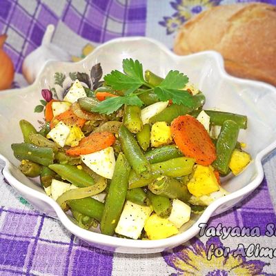 Теплый салат с овощами