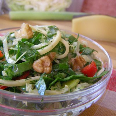 Салат со шпинатом и сыром