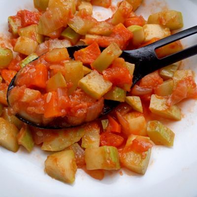 Вкусные кабачки в томате универсальное постное блюдо