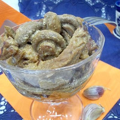 Простой и вкусный рецепт мяса с грибами в сметане