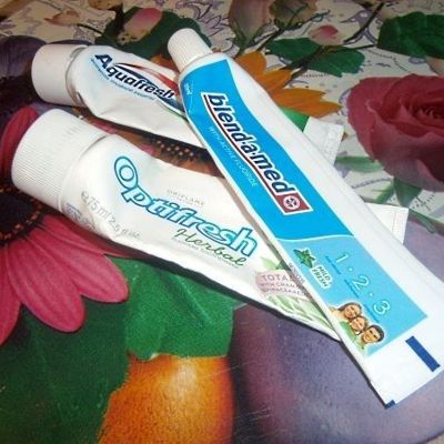 Моя потрясающая помощница в быту... зубная паста