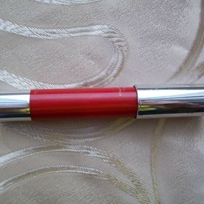 Помада-карандаш для губ Lumene Raspberry Miracle Sorbet