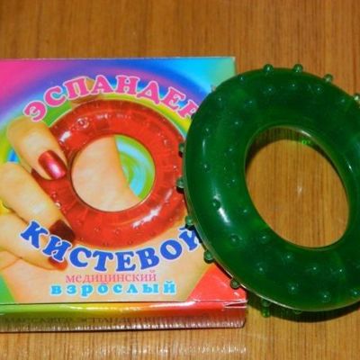 Занятия для красивых и здоровых рук с эспандером