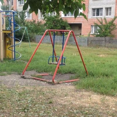 Уличные собаки и дети